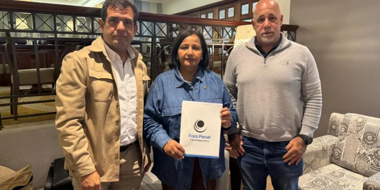Foro Penal plantea a Dinorah Figuera liberar a los presos políticos y reconstruir el sistema de justicia