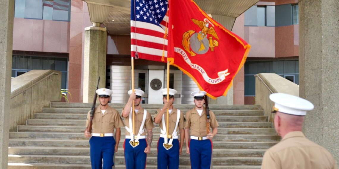 Comandante de los Marines de EE.UU. visitó Caracas y reactivó el destacamento de seguridad en la Embajada