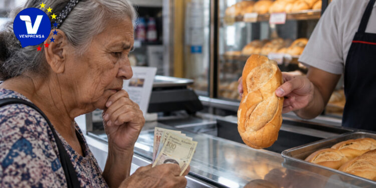 Venezuela: “No nos alcanza ni para un mísero pan”, denuncian pensionados ante el bajo monto de su beneficio
